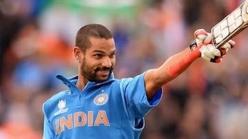 गब्बर का क्रिकेट सफर खत्म,भावुक वीडियो शेयर कर शिखर धवन ने क्रिकेट को कहा अलविदा…