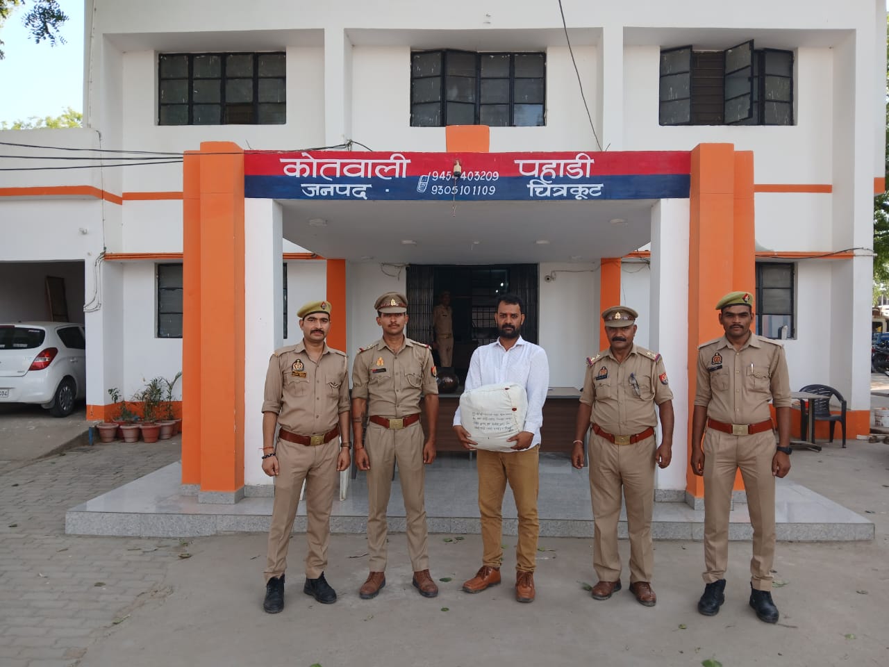 थाना पहाड़ी पुलिस ने 01 अभियुक्त को 04 किलो सूखा गांजा के साथ गिरफ्तार किया…