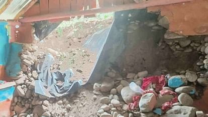 Uttarkashi: मकान की दीवार गिरने से एक ही परिवार के चार सदस्यों की मौत